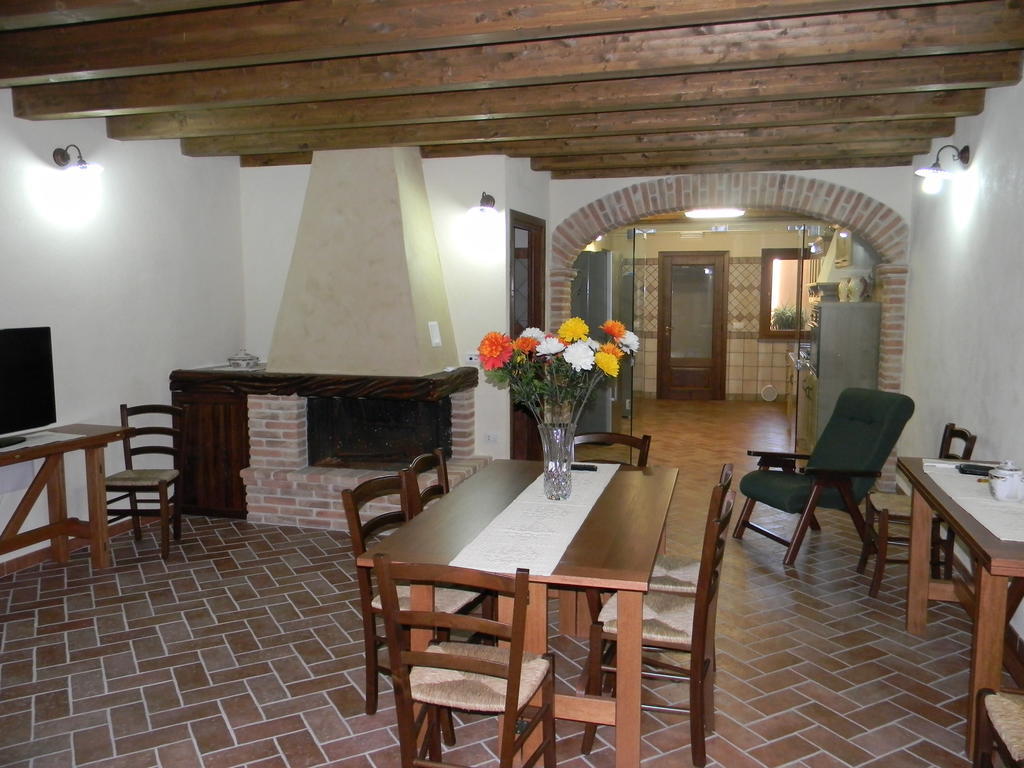 Agriturismo Battaglia Villamassargia Exterior photo