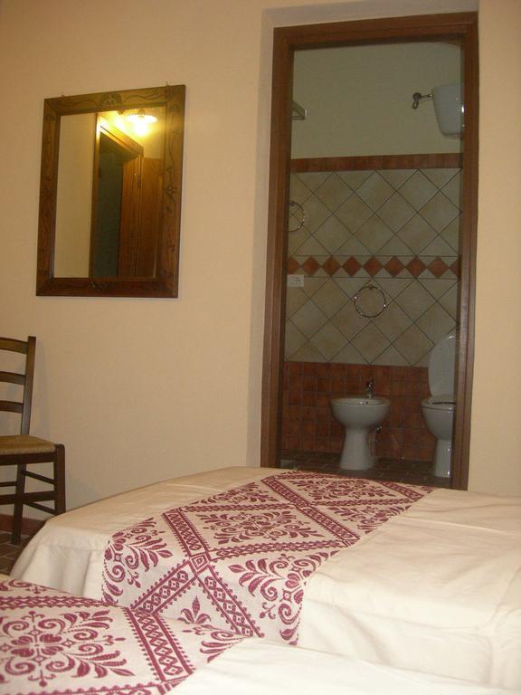 Agriturismo Battaglia Villamassargia Exterior photo